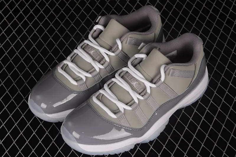 All categories Air Jordan Jordan series basketball shoes Air Jordan 11 #ZG version Air Jordan 11 Low Bred AJ11 Joe 11 new cool gray first layer genuine carbon low-top basketball shoes 528896-003